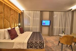 Junior Double Suite with Balcony and View room in Ottoperla Hotel