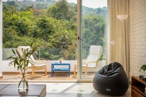 El Tesoro 2BHK Elegant Apartments in Siolim with Pool- 10 mins Drive to Assagao