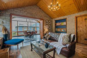 Lost in the Alps by VEO - Part of StayVista