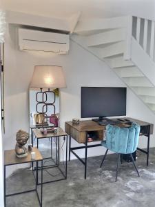 L’atypique : 2 chambres Piscine parking