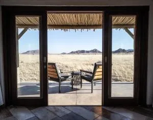 Desert Homestead Lodge - Solitaire