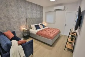 Cozy and stylish 1-bedroom apartment - Sha‘ar H̱efer