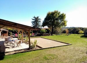 Lodges Colline de Bouties : Chambre Double avec Terrasse