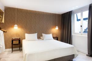 SV Acropolis Residence