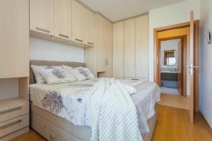 Apartman E&T **** 