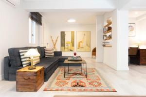 SV Acropolis Residence