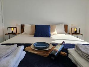 Open plan modern apartment with sea views in Miraflores, Mijas Costa