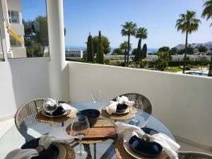 Open plan modern apartment with sea views in Miraflores, Mijas Costa