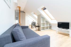 TOP street ONE Apartments, by Cohost