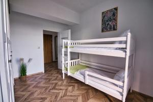 Kalimera 18 by Housine