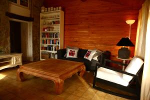 Lodges Les Grangeonnes, gites nature, piscine, sauna pour accueil familiale ou de groupe : photos des chambres