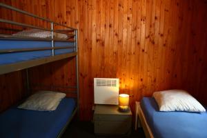 Lodges Les Grangeonnes, gites nature, piscine, sauna pour accueil familiale ou de groupe : photos des chambres