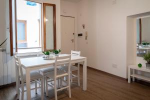 PORTA OVILE CIVICO 5