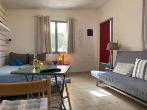 Olive Hill Private House