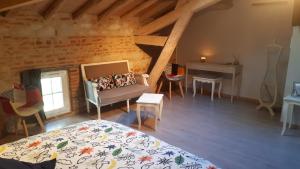 Maisons d'hotes Le Jardin Des Cedres : photos des chambres