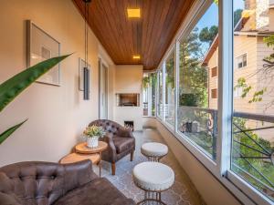 Flores da Montanha 103B - Apto Borges de Medeiros Gramado 600 metros Rua Coberta