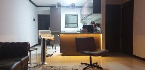 Hotel-styled apartment Spare room shared space Fourways