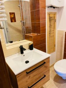 Apartament Hallera