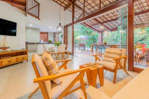 PF05 Casa Alto Padrão 05 Suítes - Praia do Forte