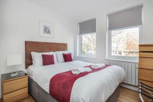 Roomspace Serviced Apartments - Swan House