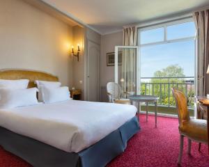 Hotels Hotel Barriere le Grand Hotel Enghien-les-Bains : photos des chambres