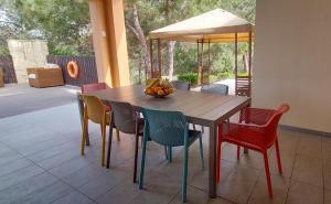 Pine and Olive Seahouse