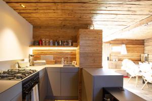 Tech-Free Haven Tschividains Lenzerheide