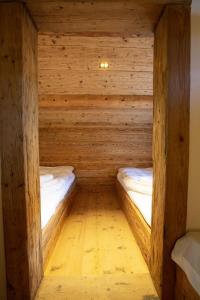 Tech-Free Haven Tschividains Lenzerheide