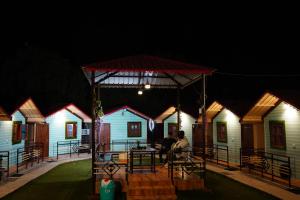 Creek Forest - Riverside Boutique Resort