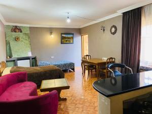 Guest House Khatuna