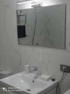 Studiou Andu Nord 10 by Alezzi