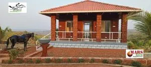 MARS Jungle Adventure Stud Farm with Private Jacuzzi - Devrukh
