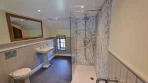 Glandwr Cottage at Hendre Rhys Gethin