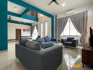 Desaru Arcadia Villa with Pool Table, Outdoor BBQ, Indoor Steamboat by Beestay