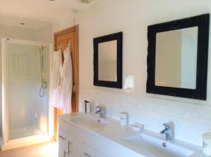 Bosvean House Bed & Breakfast