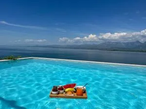 Lake Breeze Villa with a Pool & Magnificent Views - Arbneš