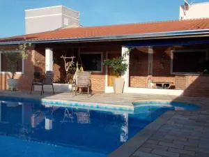 Cantinho rústico simples & aconchegante - 布罗塔斯