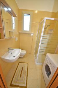 Appartamento con 2 Camere da Letto