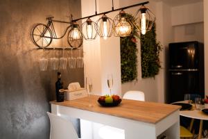 Artsy Riverside Suite - 1BR Amazing central apartment