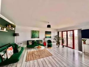 The Meadow, River view apartment - North Kessock