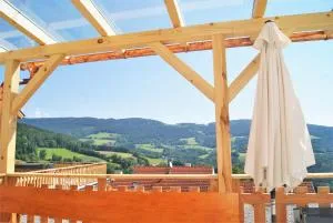 Rollstuhlfreundliche Ferienwohnung in ruhiger Lage- Panorama Terrasse, 2 SZ - Vorau