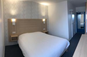 Hotels Cit Hotel LA PYRAMIDE : photos des chambres