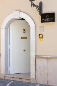 Pavean Suites Frattaminore - SantʼAntimo