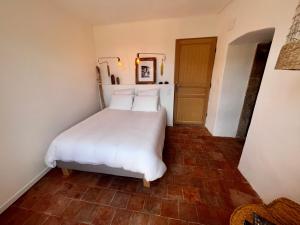 B&B / Chambres d'hotes Les Roches : photos des chambres