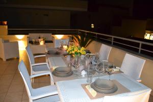 Roomy Apartment with Terrace & Parking