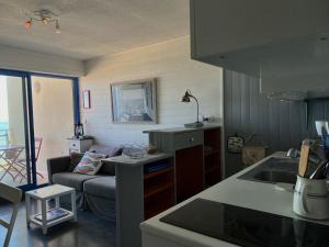 Appartement sur la plage avec parking privé à Longeville-sur-Mer - FR-1-336-127