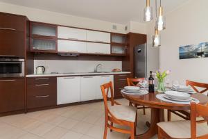 Patio Mare Sopot with Free Garage Parking by Noclegi Renters