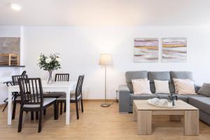 Home2Book Comfy Beachfront Radazul