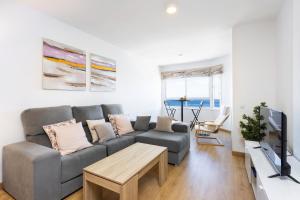 Home2Book Comfy Beachfront Radazul