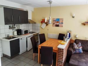 Holiday Home Tossens-4 by Interhome